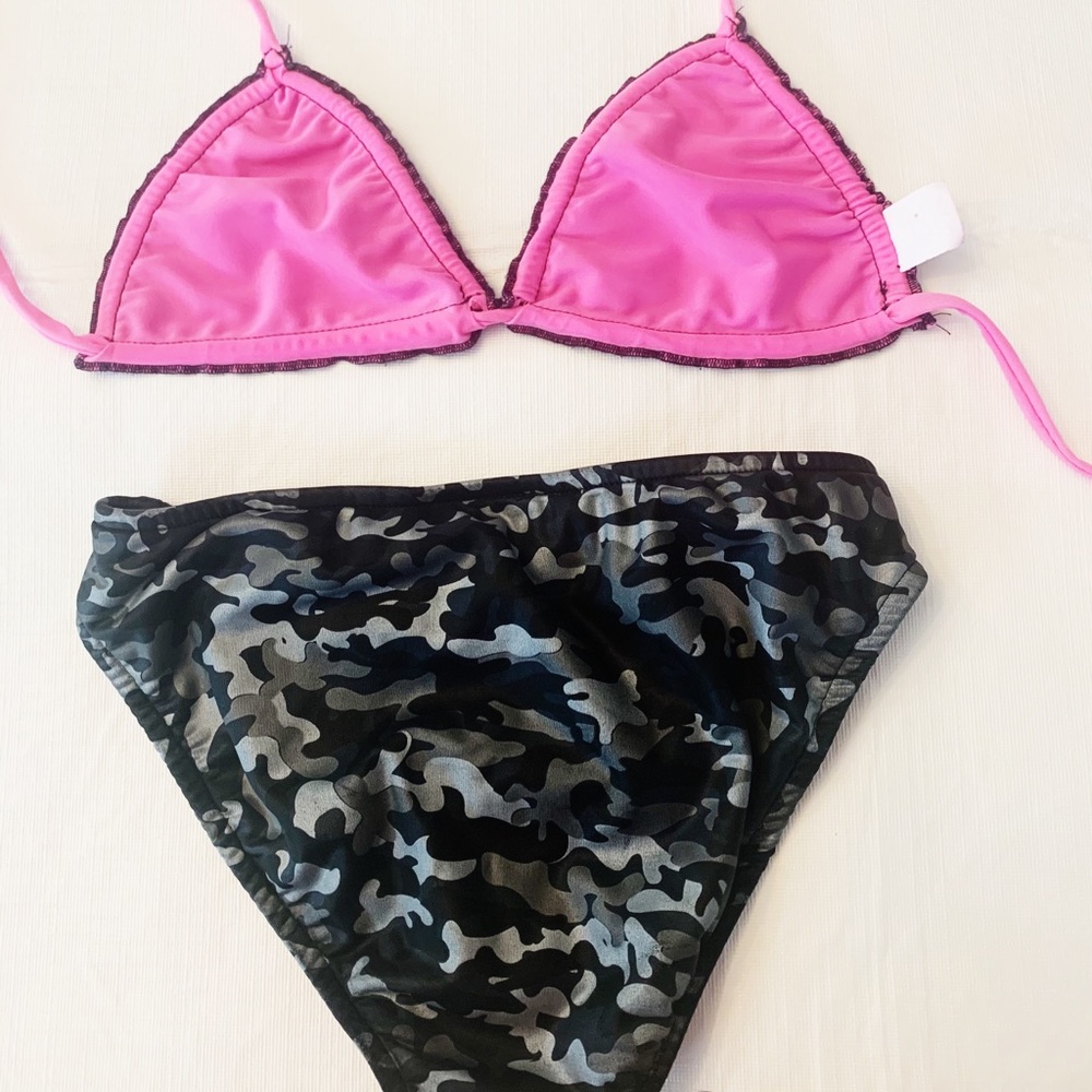 Triangle bikini set - Picture 2 of 4